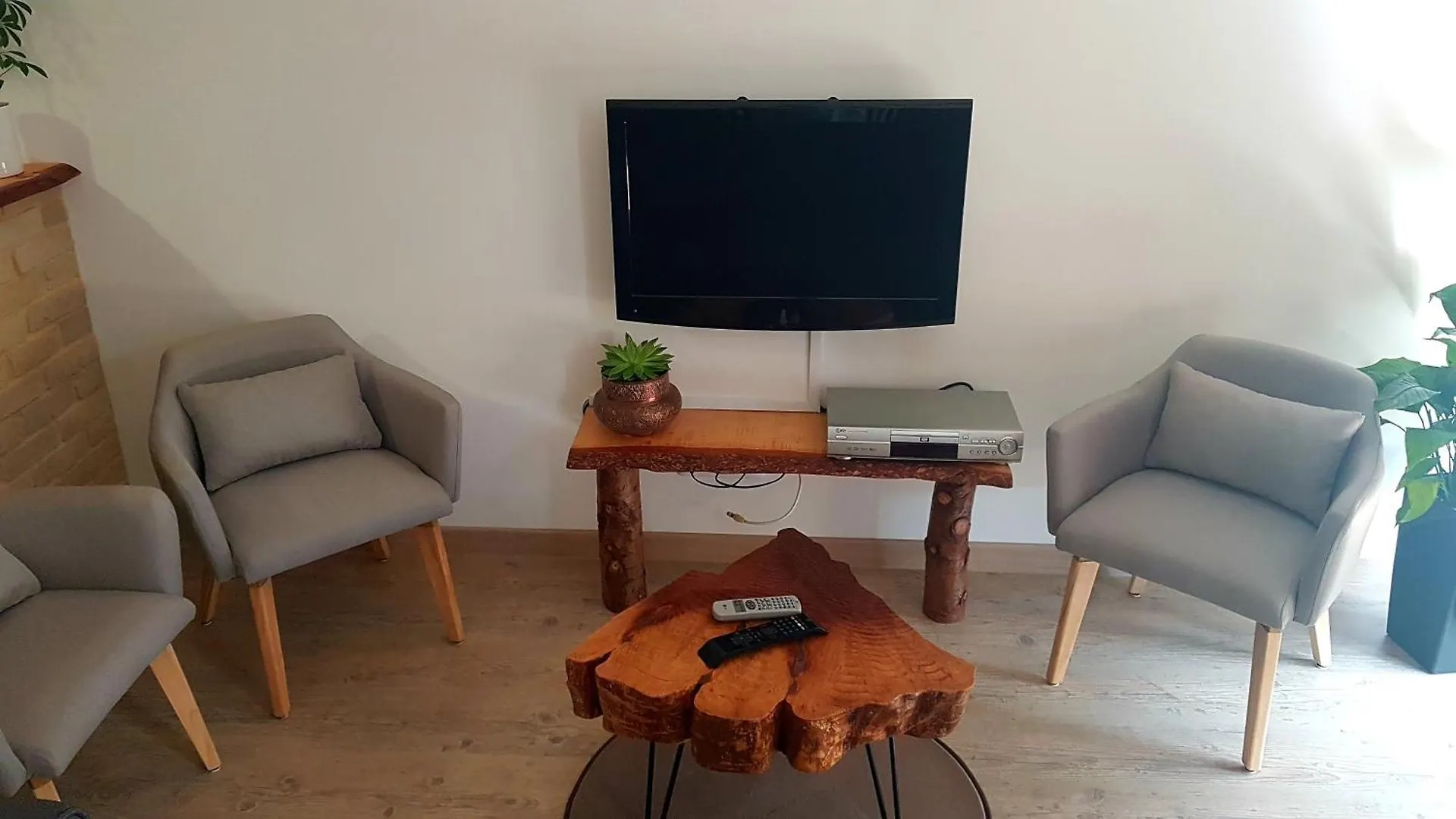 Apartment Vacances En Famille 4 Etoiles A 30Min Des Pistes De Ski Mont Dore Sancy Messeix