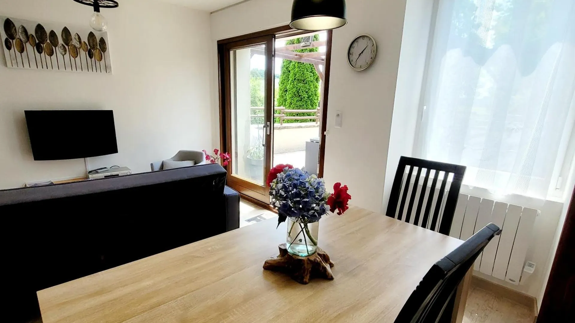 Apartment Vacances En Famille 4 Etoiles A 30Min Des Pistes De Ski Mont Dore Sancy Messeix France